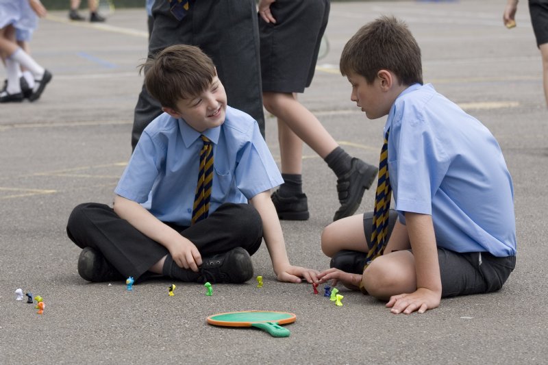 South Farnham School